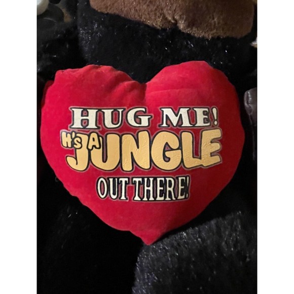 VTG 2001 Valentine’s Day Gorilla plush stuffed animal with heart 11" - Picture 4 of 4
